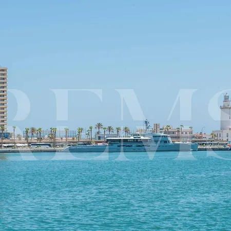 Apartment Relaxing With Parking In The Center By Rems Málaga